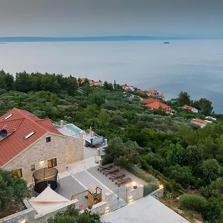 3 Bedroom In Prázdninový dům *