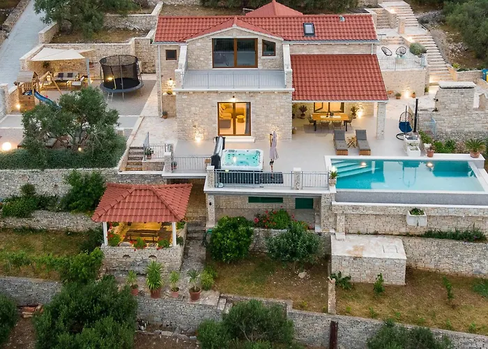 3 Bedroom In * Blato (Korcula)