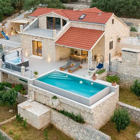 3 Bedroom In Semesterbostad Blato (Korcula)