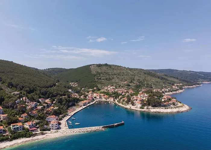 Prázdninový dům 3 Bedroom In *